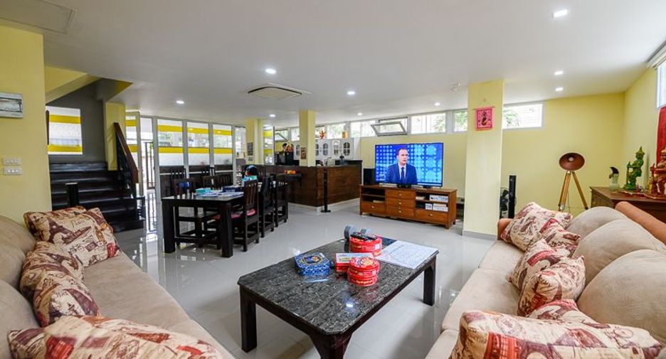 For sale 4 bed house in South Pattaya, Pattaya