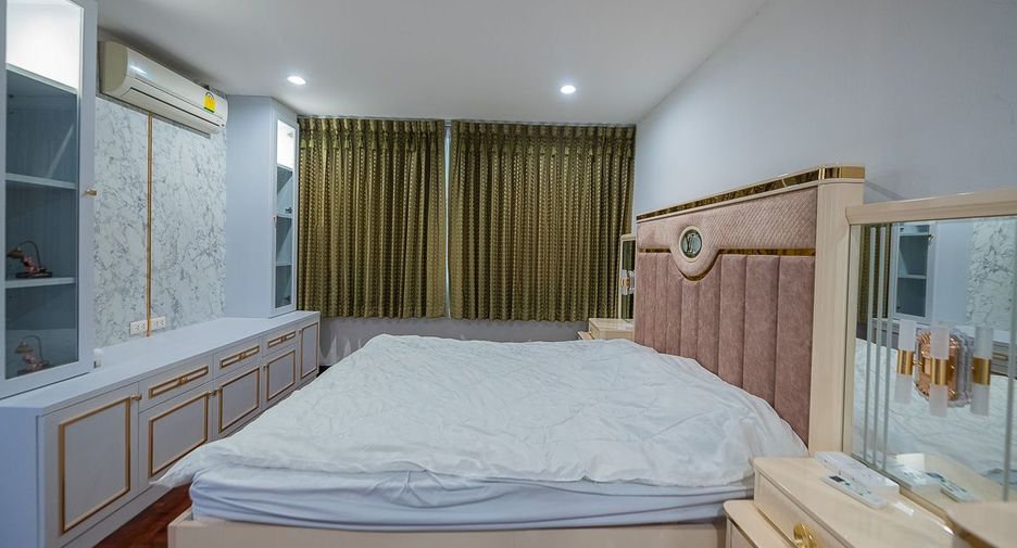 For rent 3 Beds condo in Jomtien, Pattaya