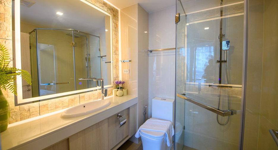 For sale 2 bedrooms condo in Bang Lamung, Chonburi