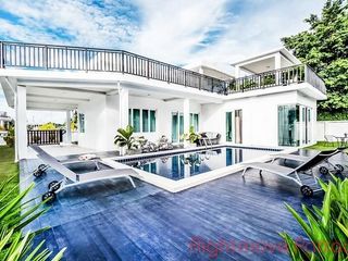 For rent 3 bed house in Bang Saray, Pattaya