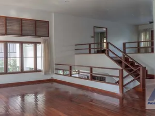 For sale 3 bed house in Pathum Wan, Bangkok