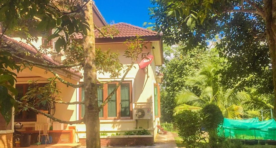 For sale 4 bed house in Mueang Chumphon, Chumphon