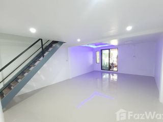 For sale 3 bed townhouse in Mueang Songkhla, Songkhla