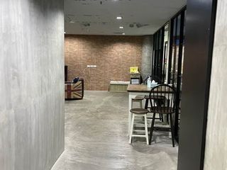 For rent 1 bed office in Khlong Toei, Bangkok