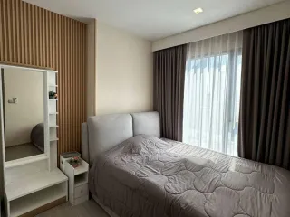 For rent 1 bed condo in Huai Khwang, Bangkok
