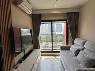 For rent 1 bed condo in Huai Khwang, Bangkok