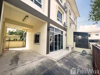 For rent 4 bed townhouse in Don Mueang, Bangkok