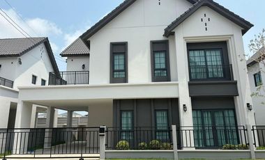For rent 4 bed house in Bang Phli, Samut Prakan