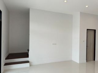 For sale そして for rent 3 Beds office in Phra Khanong, Bangkok