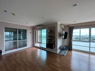 For sale 3 bed condo in Yan Nawa, Bangkok