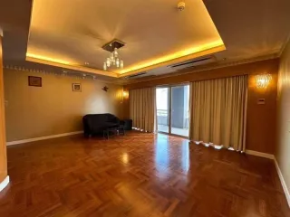 For sale 4 Beds condo in Pathum Wan, Bangkok
