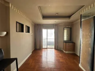 For sale 4 Beds condo in Pathum Wan, Bangkok