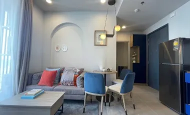 For rent 2 bed condo in Watthana, Bangkok
