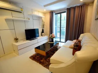 For sale 2 bed condo in Watthana, Bangkok