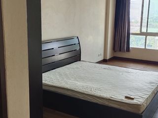 For sale studio condo in Huai Khwang, Bangkok