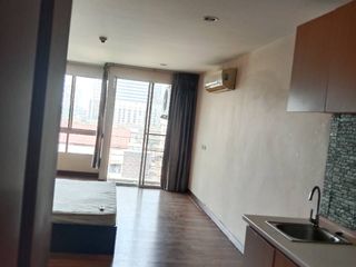 For sale studio condo in Huai Khwang, Bangkok