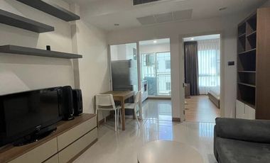 For rent 1 bed condo in Huai Khwang, Bangkok