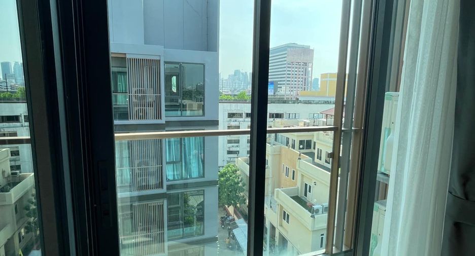 For rent and for sale 1 bed condo in Huai Khwang, Bangkok