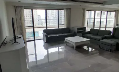 For rent 3 bed condo in Khlong Toei, Bangkok