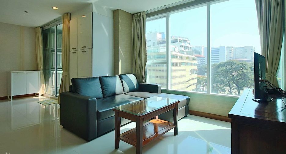 For rent and for sale 1 bed apartment in Watthana, Bangkok