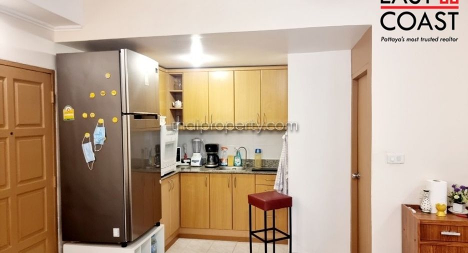 Продажа 2 спальни кондо в Йомтиен, Паттайя