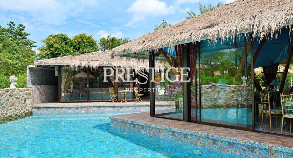 For sale 9 Beds retail Space in Bang Saray, Pattaya