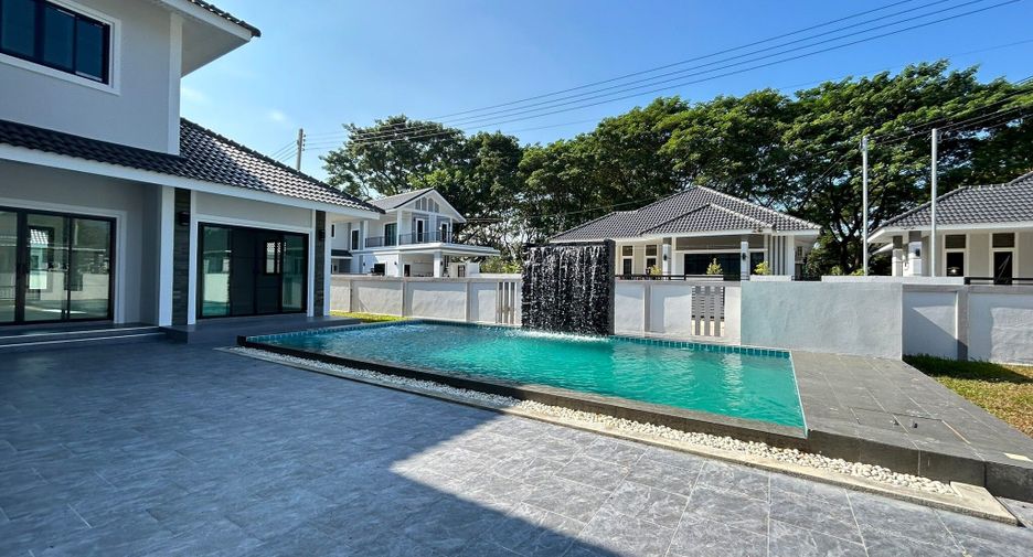 For sale 4 bed villa in San Pa Tong, Chiang Mai