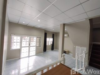 For rent 4 Beds townhouse in Lam Luk Ka, Pathum Thani