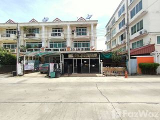 For rent 4 bed townhouse in Min Buri, Bangkok