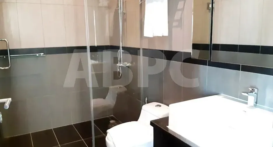 For rent and for sale 4 bedrooms house in Bang Lamung, Chonburi