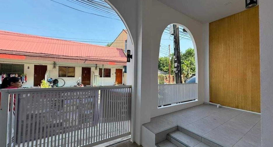 For sale 2 bed townhouse in Mueang Phuket, Phuket