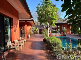 For sale 5 bed villa in San Kamphaeng, Chiang Mai