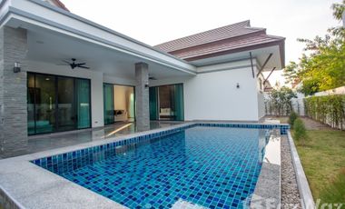 For sale 3 Beds villa in Cha Am, Phetchaburi