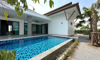 For sale 3 Beds villa in Cha Am, Phetchaburi