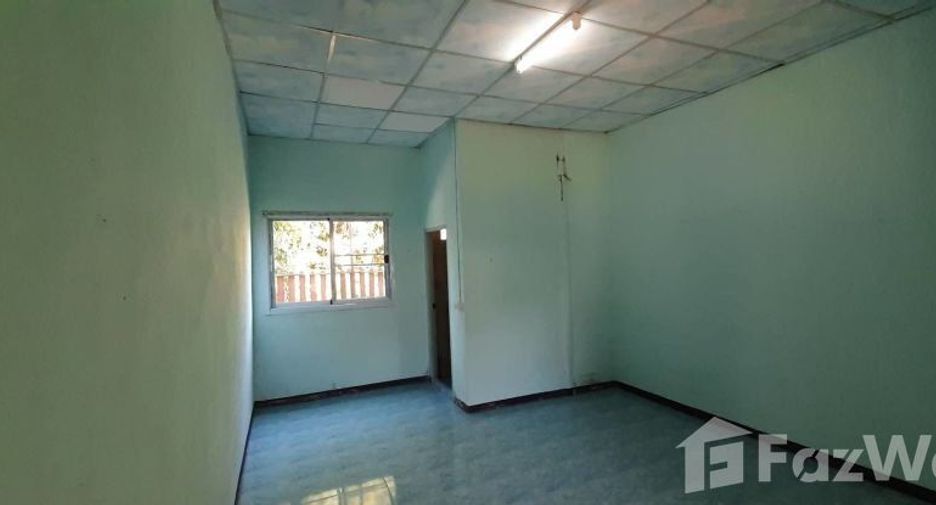 For sale 5 Beds house in Doem Bang Nang Buat, Suphan Buri