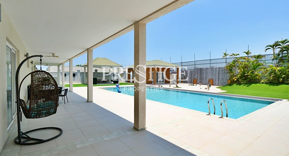 Haus zum Kauf mit 6 Zimmer in Bang Lamung, Chonburi