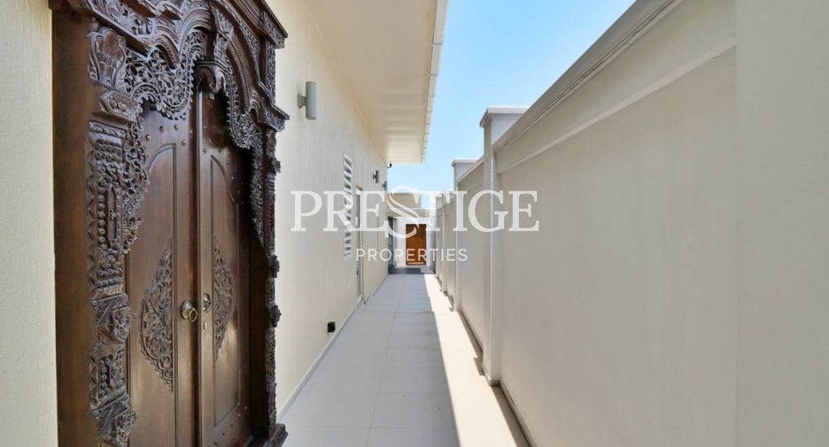 Haus zum Kauf mit 6 Zimmer in Bang Lamung, Chonburi