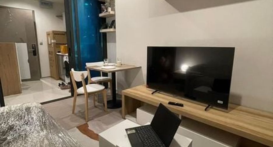 For rent 1 bed condo in Huai Khwang, Bangkok