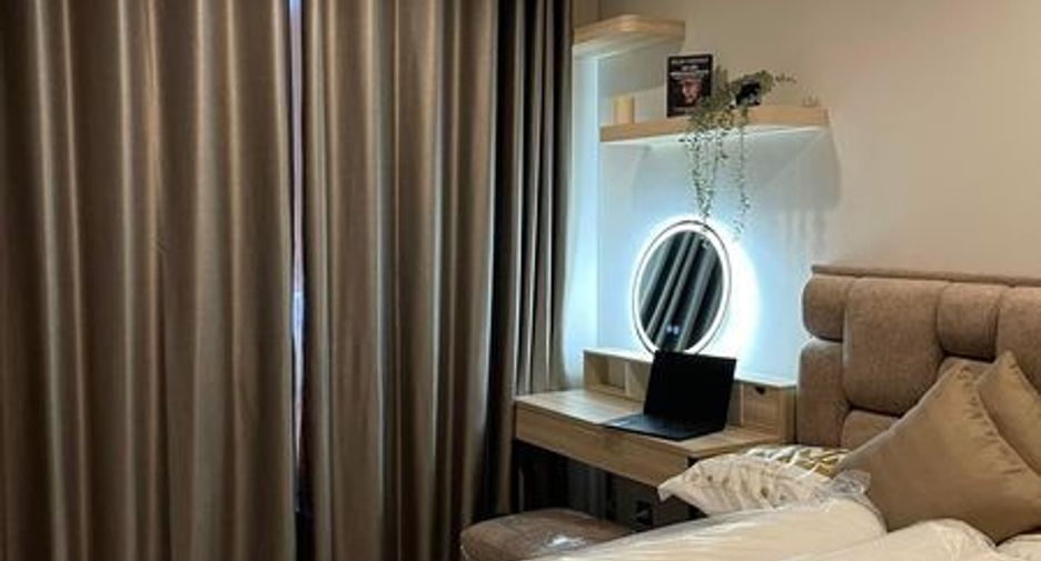 For rent 1 bed condo in Huai Khwang, Bangkok