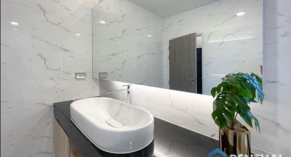 For sale 3 bedrooms house in East Pattaya, Pattaya