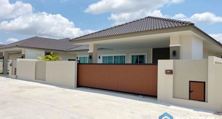 For sale 3 bedrooms house in East Pattaya, Pattaya