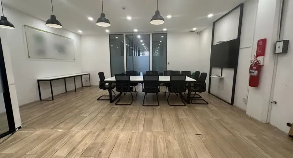 For rent office in Phra Khanong, Bangkok