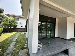 For rent and for sale 4 bed house in Lam Luk Ka, Pathum Thani