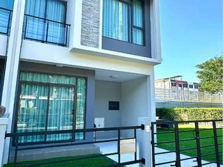 For sale 3 bed townhouse in Sai Mai, Bangkok
