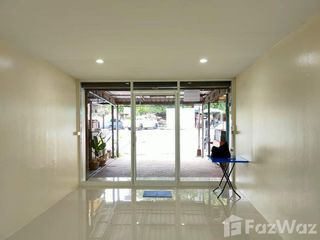 For sale 2 Beds townhouse in Mueang Lop Buri, Lopburi