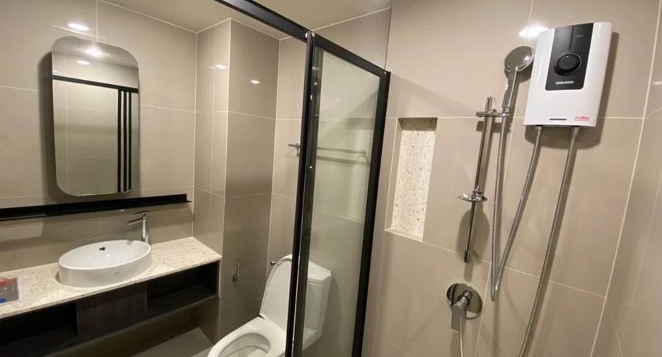 For rent 1 bed condo in Huai Khwang, Bangkok