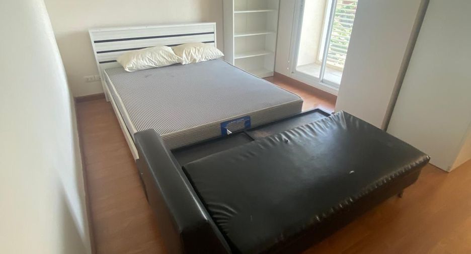 For sale 2 bed condo in Phaya Thai, Bangkok