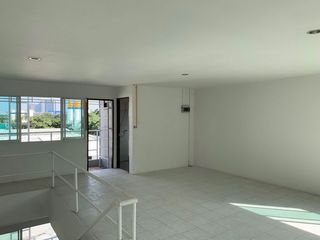 For rent 1 bed office in Huai Khwang, Bangkok