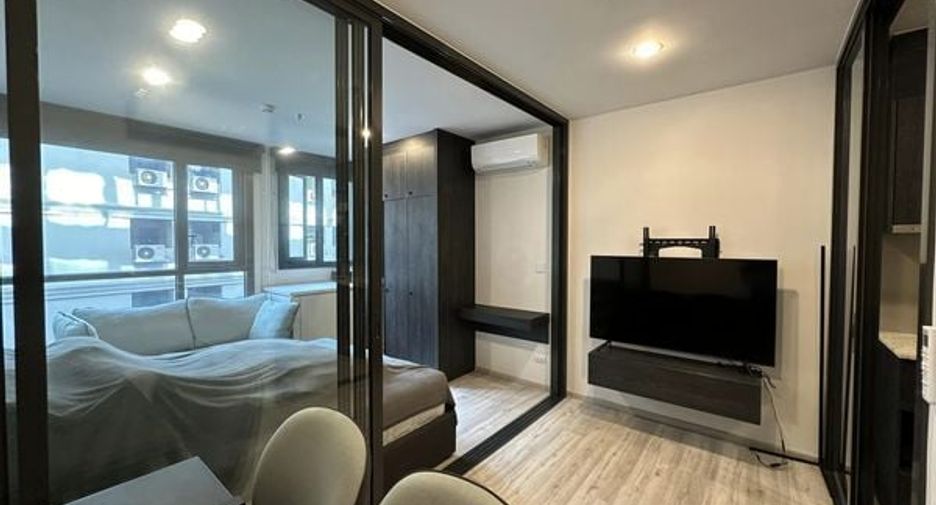 For sale 1 bed condo in Huai Khwang, Bangkok