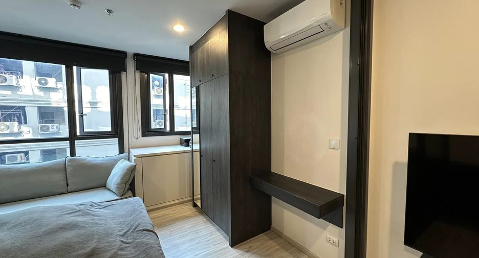 For sale 1 bed condo in Huai Khwang, Bangkok